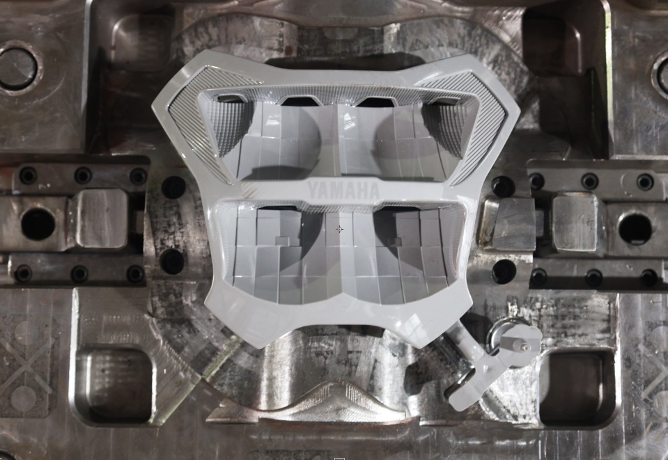 صب حقن دراجة نارية